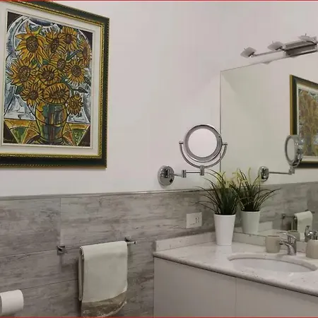 Trilocale Con 2 Bagni E Garage Zona Lago