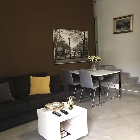 Trilocale Con 2 Bagni E Garage Zona Lago * Lecco